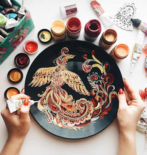 Khokhloma Painting: Russia's Most Beautiful Folk Souvenir